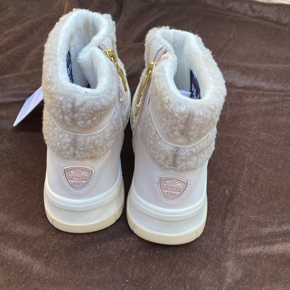 Pajar Boots - Picture 3 of 6